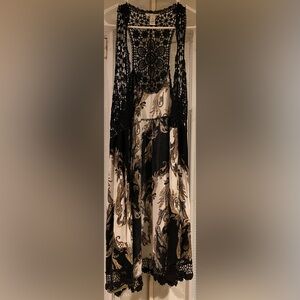 EUC  EST. 1946 sleeveless boho duster. SZ M